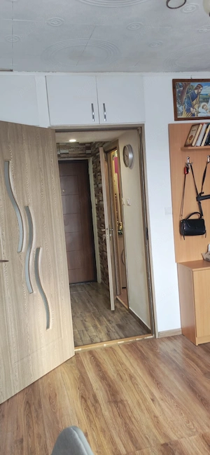 Garsoniera de vanzare - zona Rulmentul - imagine 6