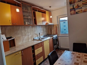 Apartament de 3 camere in zona Astra - imagine 6