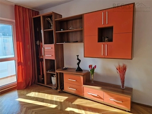 Apartament de 3 camere in zona Astra - imagine 2
