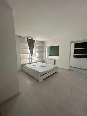 Vila in zona centrala, Pisica Alba - imagine 6