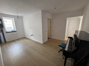 Vând Apartament 2 Camere Ultracentral   45 mp, Renovat Integral, Încălzire în Pardoseală - imagine 5