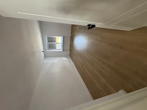 Vând Apartament 2 Camere Ultracentral   45 mp, Renovat Integral, Încălzire în Pardoseală - imagine 4