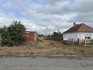 De vanzare Constuctie+Teren Intravilan 4KM>Satu Mare Lazuri - imagine 4
