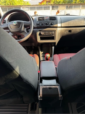 Skoda Fabia 2 - imagine 3