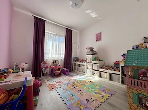 GIROC - CASA INDIVIDUALA - 5 CAMERE - ZONA EXCELENTA - TOATE UTILITATILE - imagine 3
