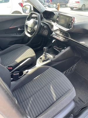 Peugeot 2008, 1.5 diesel manual, proprietar  - imagine 5
