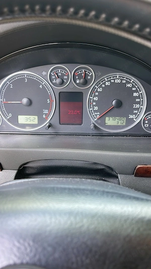 VW Sharan 1.9 TDI 4x4 | 7 locuri | Climatronic | Scaune încălzite | Cârlig - imagine 4