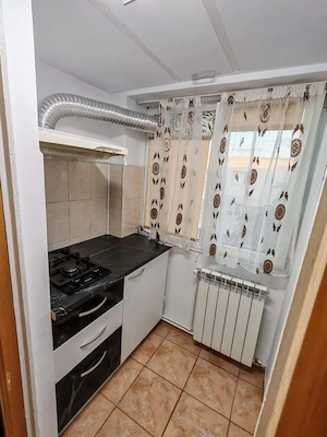 Poarta 6 ( Magazin Polar) Garsonieră 32mp - 300 euro - imagine 3
