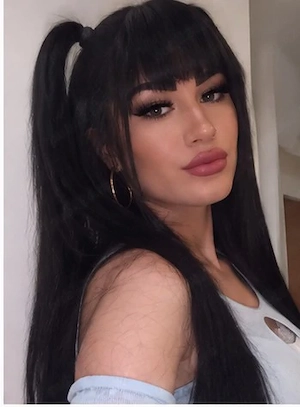 Activă Dotată Fac și deplasări !  Melanei 