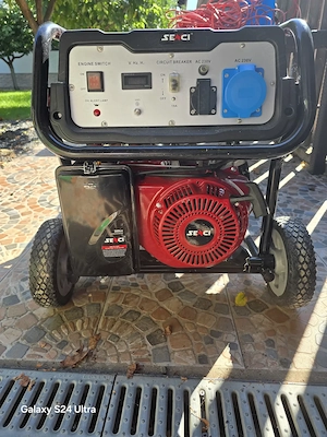 De vânzare  Generator nou doar proba efectuata!Model SC-5000 TOP SENCI-4500max.watts