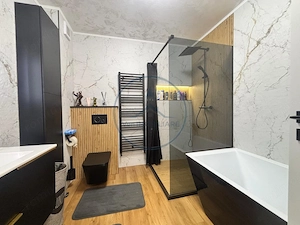 Apartament premium | 87 mp + terasă 28 mp închisă și încălzită | Parcare inclusă - imagine 14