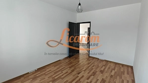 Apartament luminos 3 camere,Parter, parcare,Râșnov, Cartier Covaciu - imagine 14