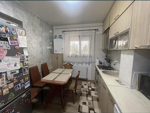 Apartament 3 camere  Voluntari  loc parcare - imagine 4