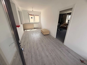 Zona Sos. Alexandriei Centura, Casa P+1, teren 560mp pt. comercial/locuit - imagine 5