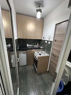 Garsonieră Poarta 6   Parter | 24 mp | Boxă | Mobilată - imagine 4
