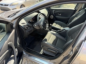 Renault Megane - BOSE - An05.2015 - Motor 1.5DCi - Navigatie - Climatronic - imagine 11