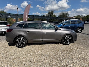 Renault Megane - BOSE - An05.2015 - Motor 1.5DCi - Navigatie - Climatronic - imagine 12