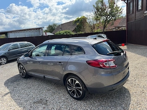 Renault Megane - BOSE - An05.2015 - Motor 1.5DCi - Navigatie - Climatronic - imagine 9