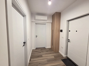 Apartament 2 camere   bloc MELCHISEDEC IMPECABIL loc parcare - imagine 9