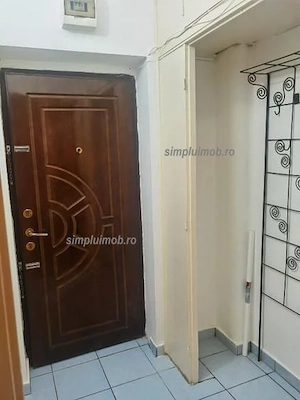 Garsonieră  Aparatorii Patriei Etaj Intermediar - imagine 4