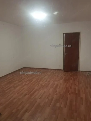 Garsonieră  Aparatorii Patriei Etaj Intermediar - imagine 3