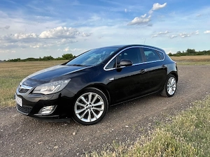 Opel Astra J Cosmo 1.6 benzină 2010  - imagine 5