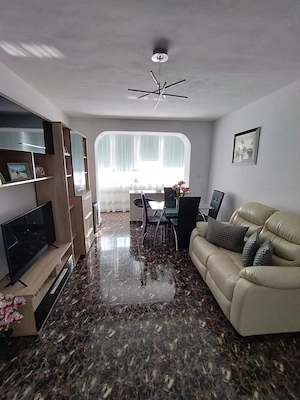 De vânzare apartament cu 4 camere - imagine 7