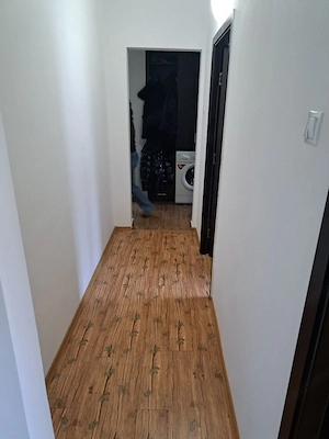 Vand apartament 4 camere Brasov - imagine 5