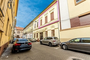Apartament 3 camere, etaj 1, ultracentral (clădire cu 4 apartamente)