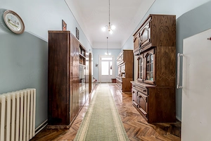 Apartament 3 camere, etaj 1, ultracentral (clădire cu 4 apartamente) - imagine 4
