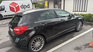 Mercedes A Class 180 benzina automat din 2014 - imagine 3