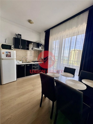 Apartament 2 Camere Open Space Zona Summerland De  #206;nchiriat - imagine 3