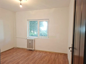 Apartament 2 camere semidecomandat, zona Narcisa - imagine 6