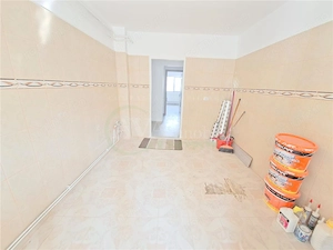 Apartament 3 decomandate, etaj 1, renovat, zona Ura - imagine 6