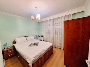 Apartament cu 3 camere, 55 mp utili  | Etaj 1, balcon si beci– Zona Mioritei - imagine 3