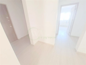 Apartament 3 decomandate, etaj 1, renovat, zona Ura - imagine 4