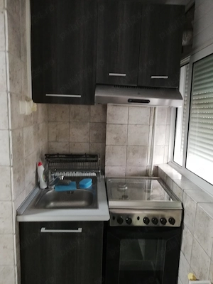 Particular, închiriez apartament 2 camere-decomandat  - imagine 3