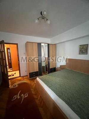 Inchiriez 3 camere decomandate zona Complex - imagine 5