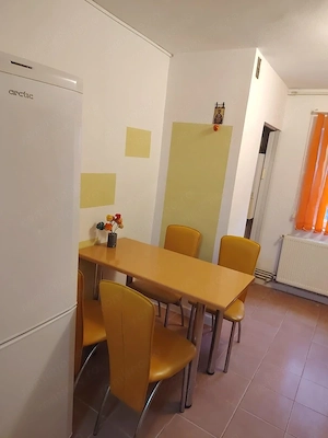 Apartament 3 camere de închiriat - imagine 4