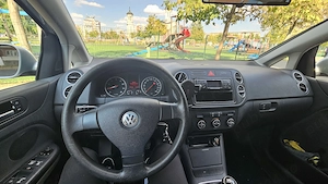 Volkswagen Golf 5 Plus 2006 1.6 Benzina - imagine 5