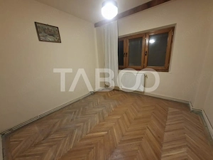 Apartament decomandat de vanzare 2 camere etaj 1 Calea Dumbravii