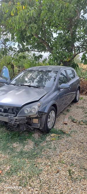 Vand piese de opel Astra H 1.7  - imagine 5