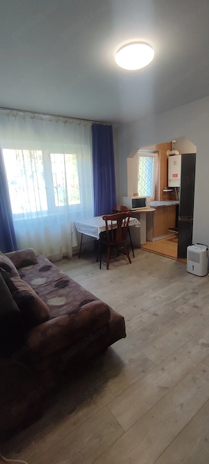 Închiriez apartament 2 camere  - imagine 5