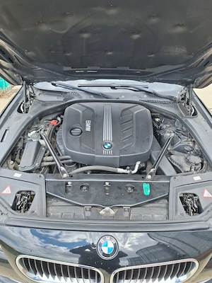 Vand Bmw serie 5 (F10) km.puțini,f.intre inut - imagine 7