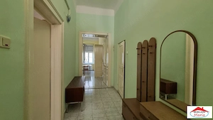 Apartament 3 camere etaj 1 in centru - imagine 4
