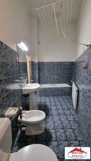 Apartament 3 camere etaj 1 in centru - imagine 8