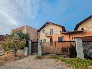 Duplex de vanzare in Braytim, fara perete comun