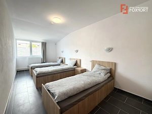 OPORTUNITATE INVESTITIE - 21 camere - Capacitate 93 de persoane - Dumbravita - imagine 7