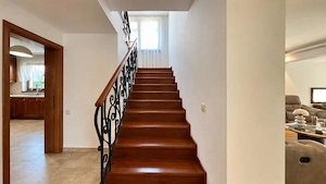 Vila unicat de inchiriat | Otopeni | 360 mp utili | Teren 900 mp | 8 camere |  - imagine 15