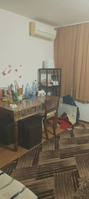 Vind garsoniera situata in schela cladovei - imagine 2